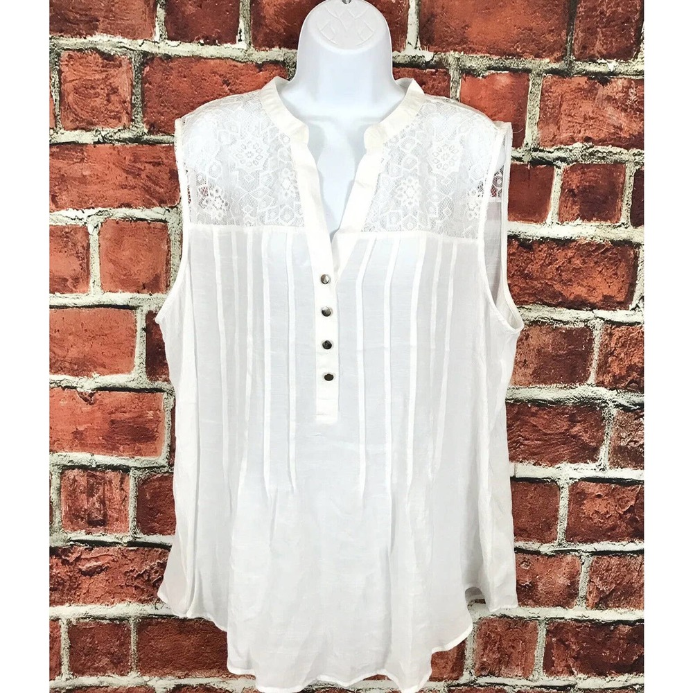 Cocomo Front Lace Crinkly Sleeveless  Top